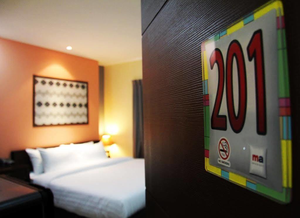 Aparthotel Ma Chic & Cozy Lampang Esterno foto