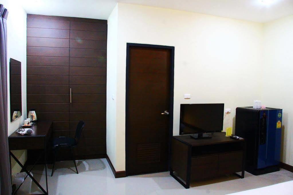 Aparthotel Ma Chic & Cozy Lampang Esterno foto